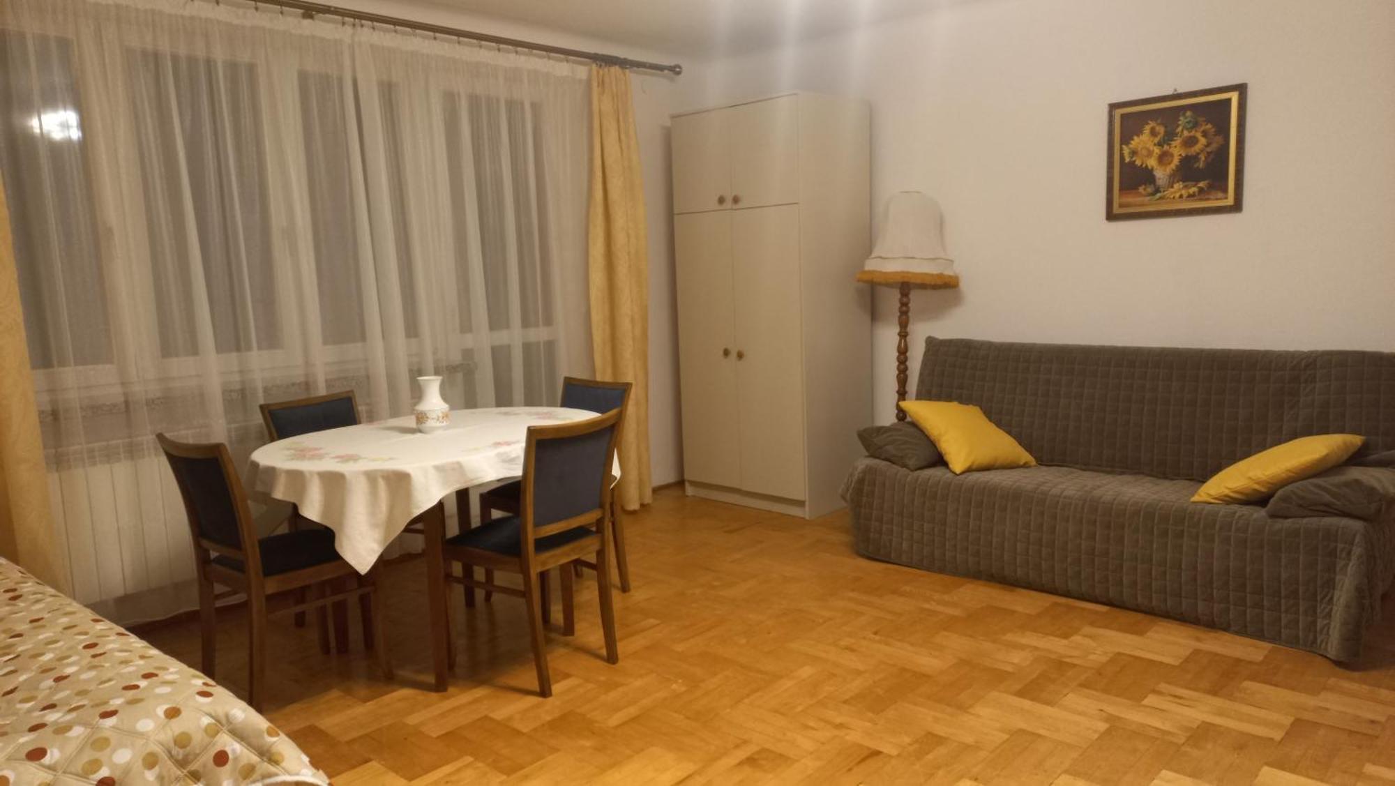 Apartamenty Warka Eksteriør billede